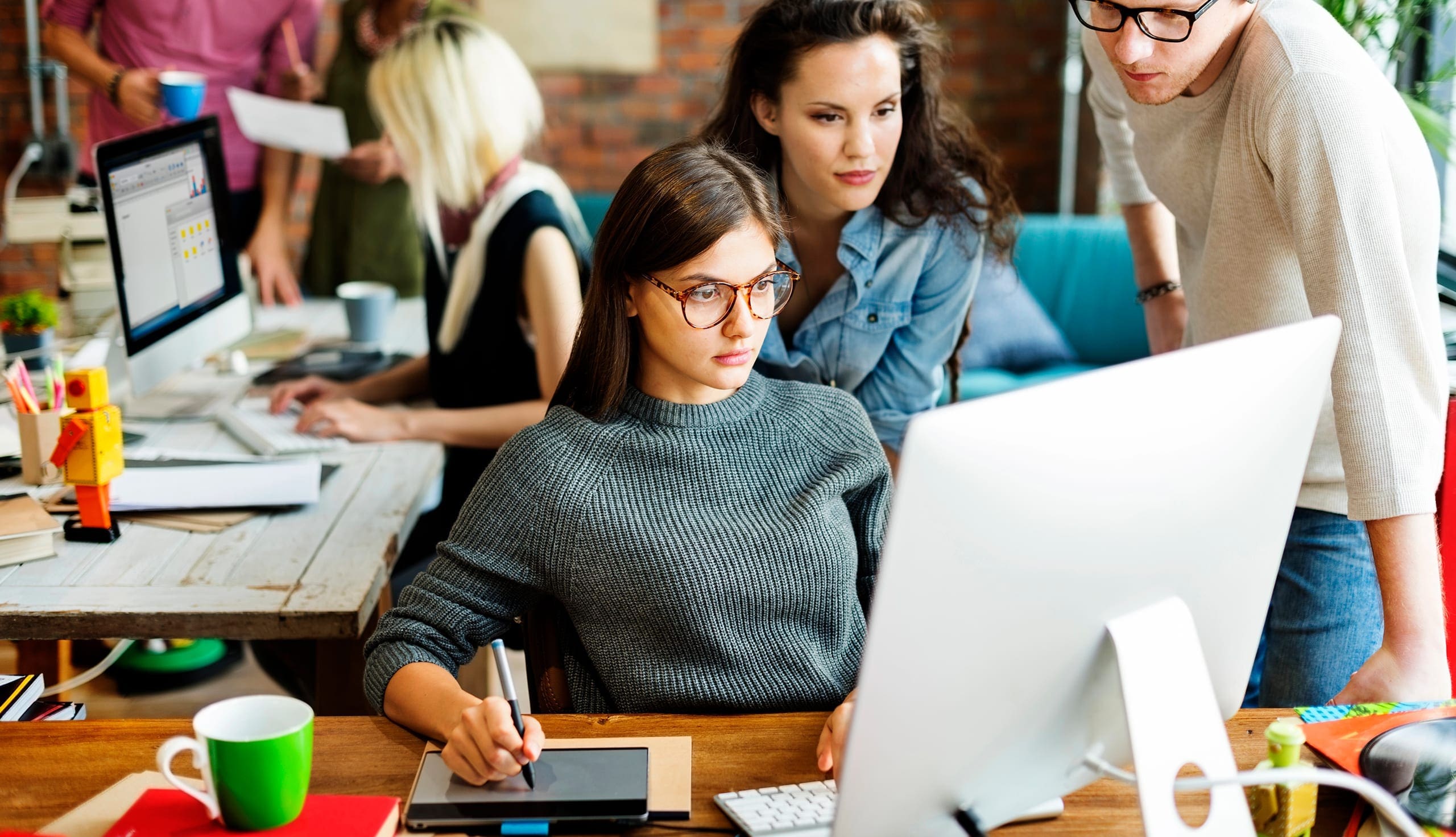 code-source-marketing-identite-visuelle